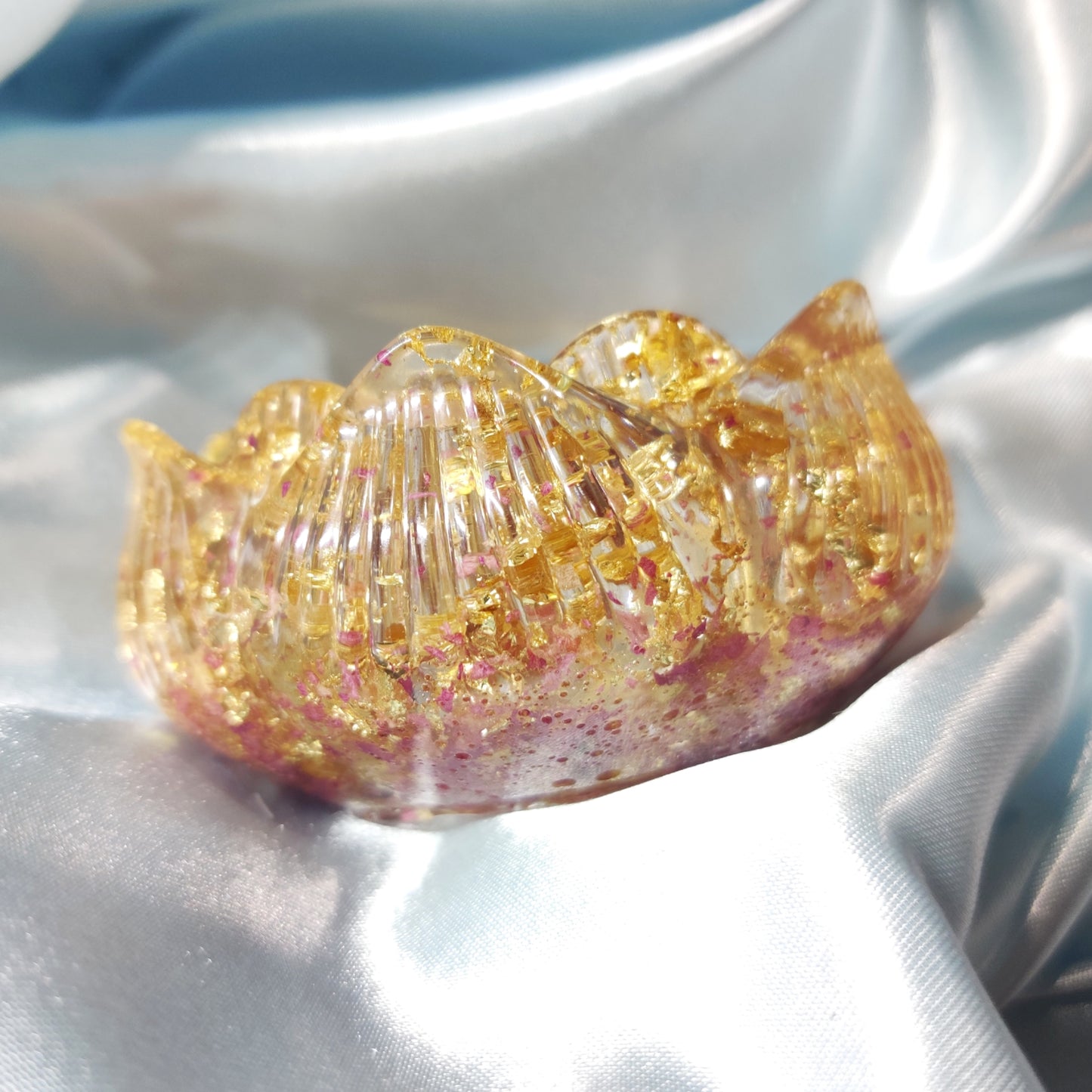 Grandeur Candle Holder