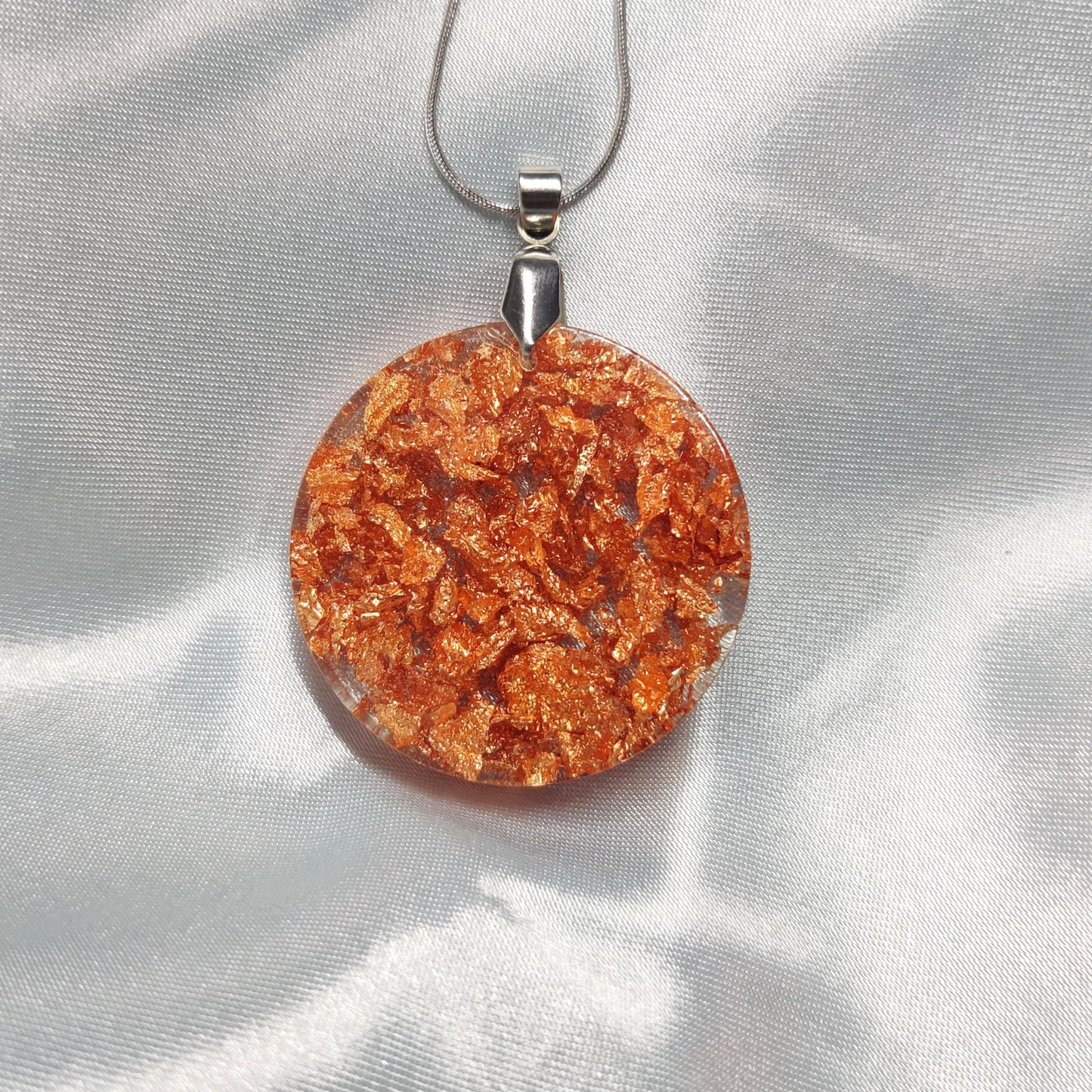 Round Rose Flake Pendant