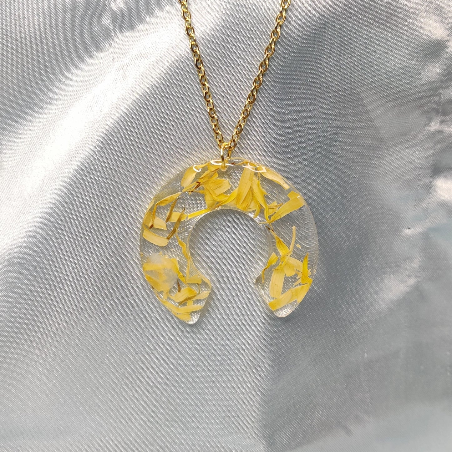 Calendula Pendant