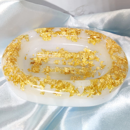 White and Gold Flake Soap Dish