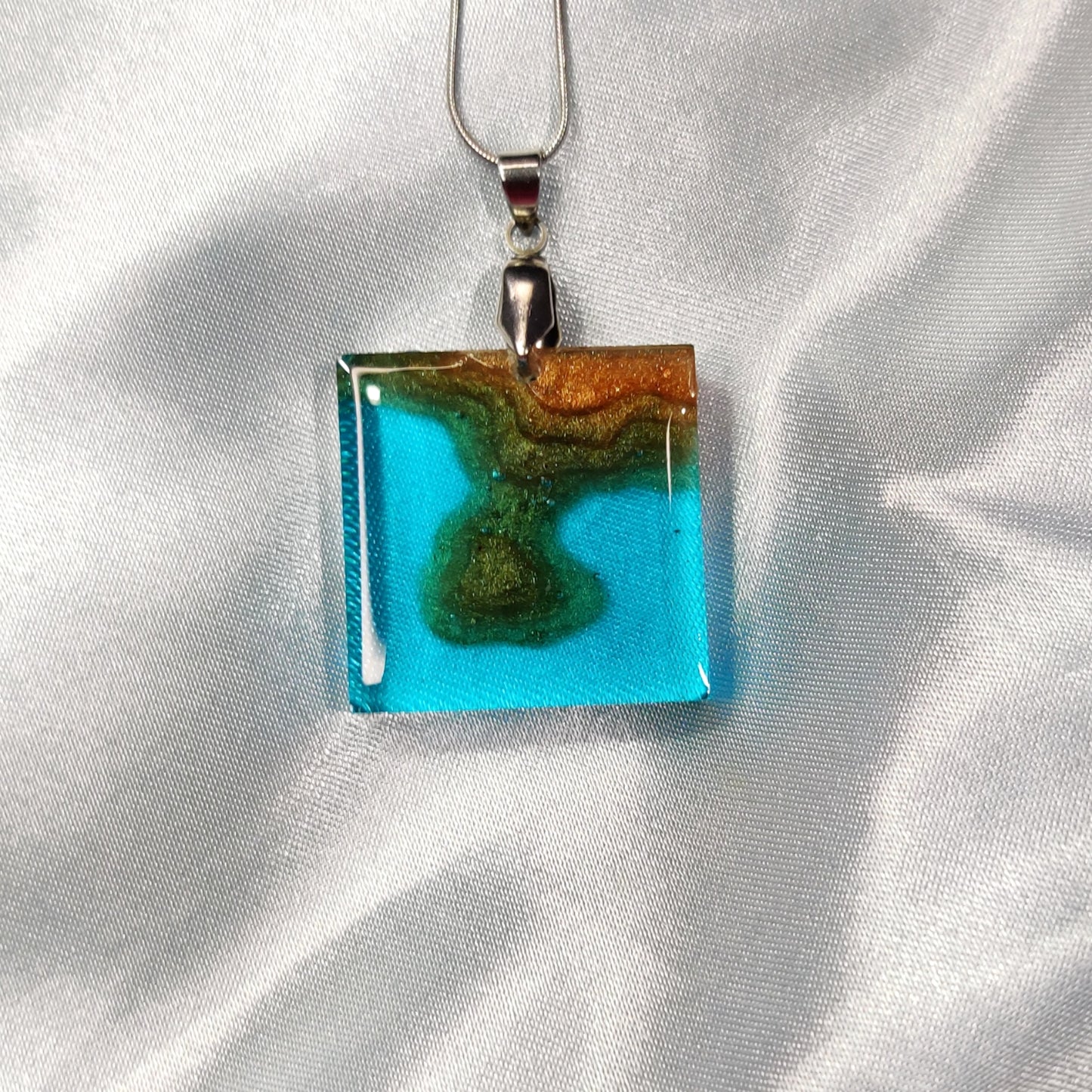 Square Island Pendant (Discount)