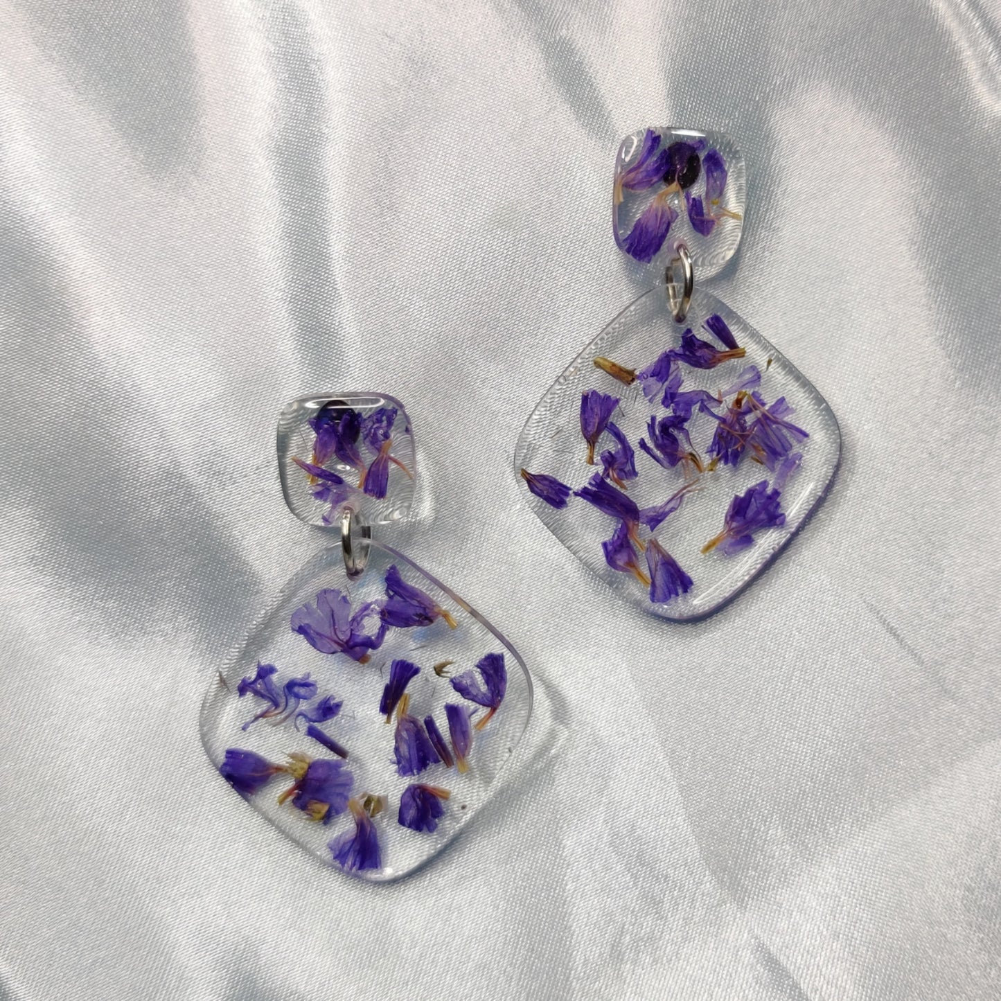 Rounded Forget-Me-Not Earrings